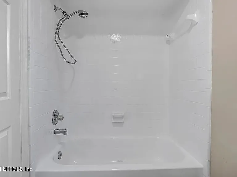 8234 Spencers Trace Dr — Photo 45