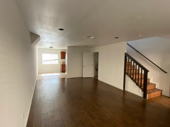 1135 W 39th Pl, Los Angeles, CA 90037