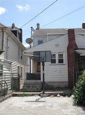2nd image of 1339 Pine St