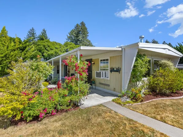 15 Oak Shadows Ln #15, Aptos, CA 95003