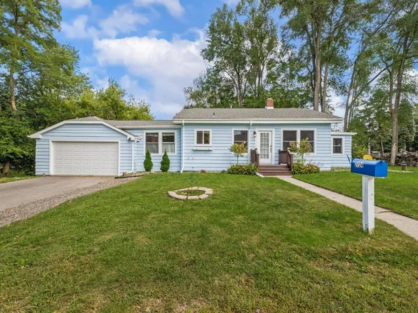 2724 Mason STREET, Delavan, WI 53115