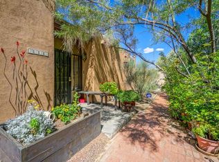 2835 Los Altos Pl SW, Albuquerque, NM 87105