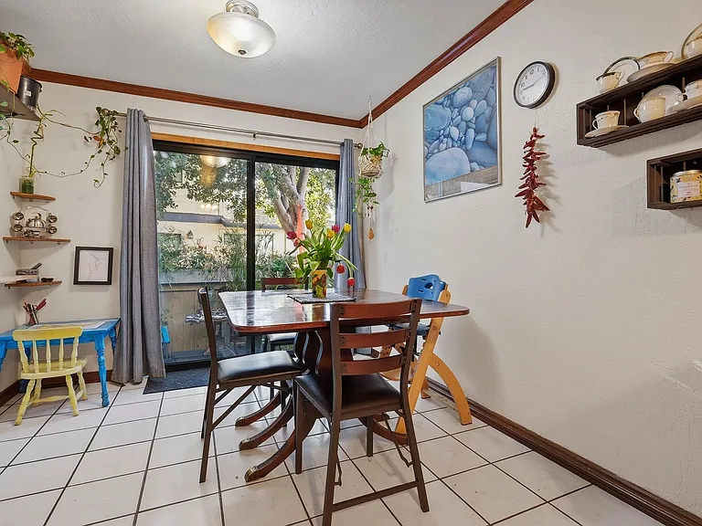 229 Silver Leaf Dr #B — Photo 10