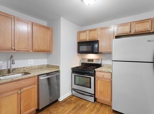 The Marshfield at Howard Street, Chicago, IL 60626