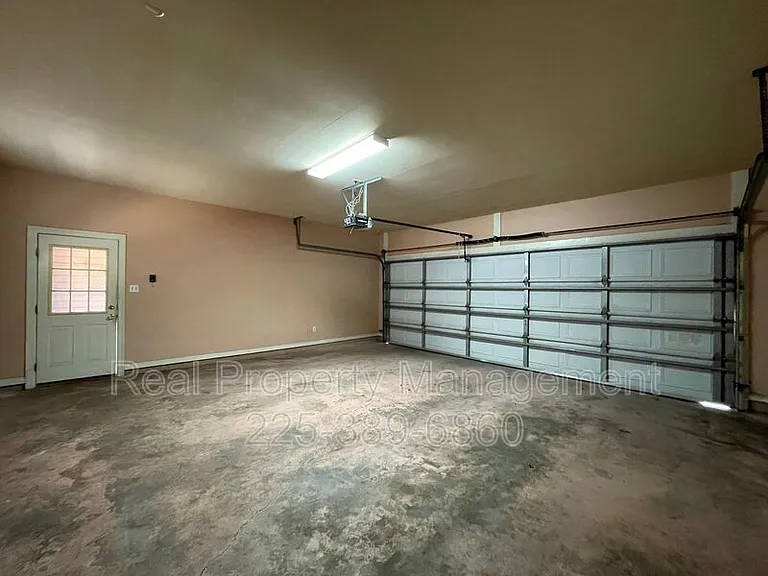 3938 Garden View Dr — Photo 26