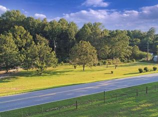 2040 W Ellis Rd, Griffin, GA 30223