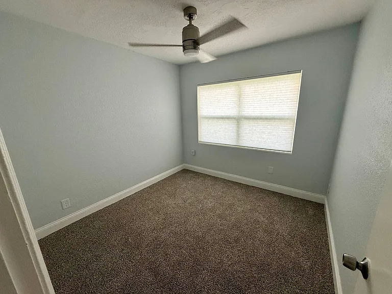 4721 E Castlewood Dr — Photo 12