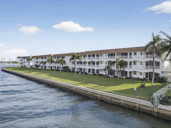 111 Shore Court #301, North Palm Beach, FL 33408