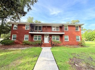 Charming Upstairs Ardsley Park Apartment!, Savannah, GA 31405