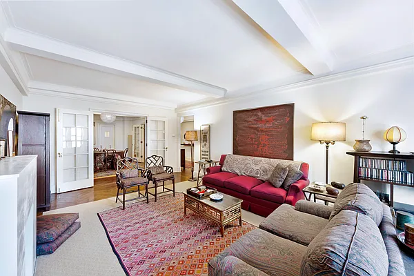 Sold by Sotheby's International Realty | media 2