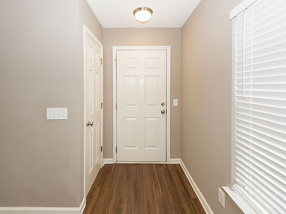 3rd image of 69 Blue Jasmine Ln