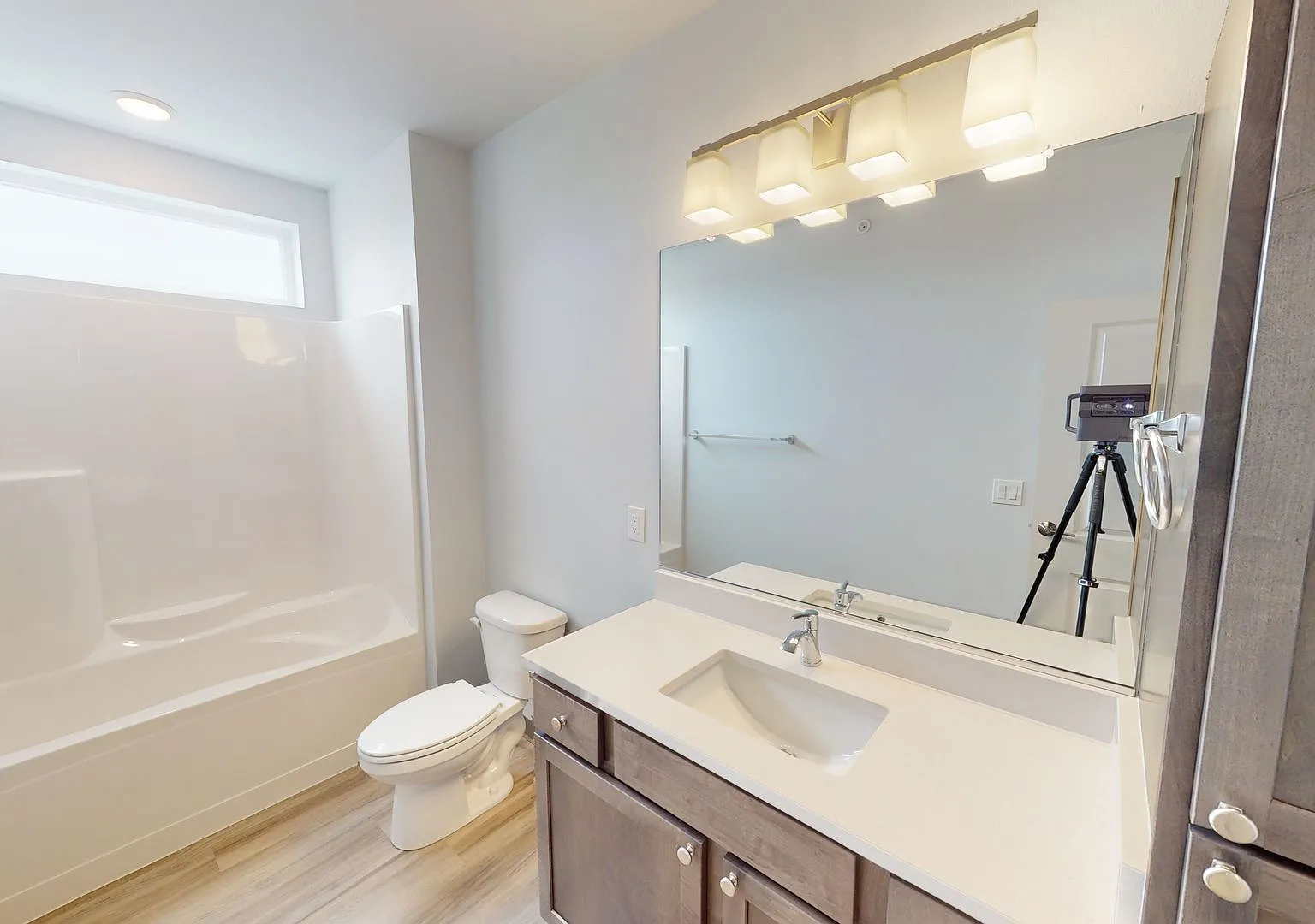1020 Ida Place — Photo 4