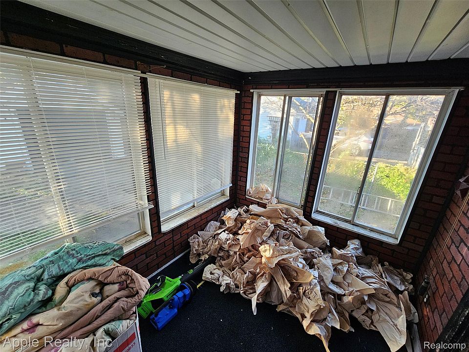 156 Erie Rd, photo 22