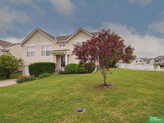 3rd image of 2619 Kelly Dr