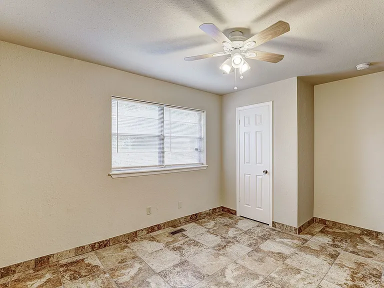 7507 Knight Lake Dr — Photo 19