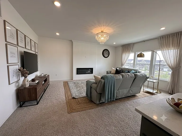 414 Roddens Way — Photo 3