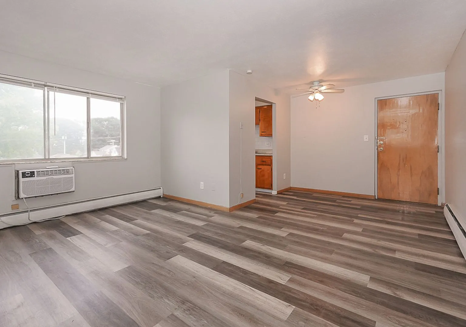 4224 W 20 St Cleveland, Oh. 44109 — Photo 2