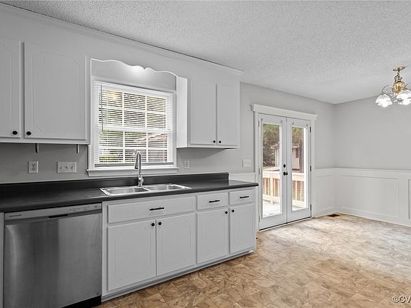 5th image of 4406 Pheasant Cir