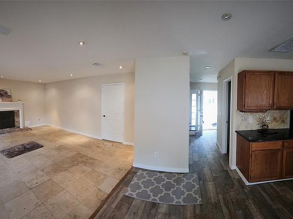 4th image of 3327 Mulberry Hill Ln