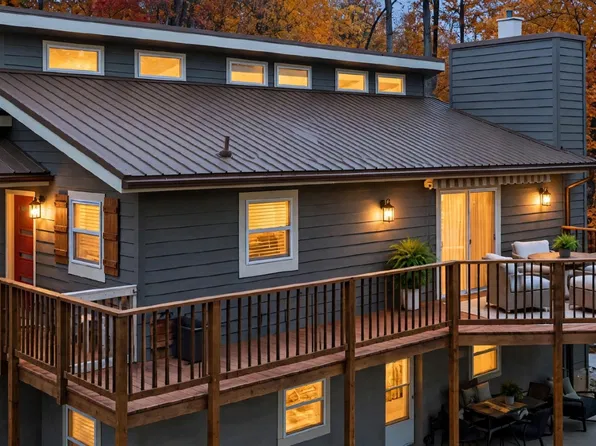 216 Zoder Dr, Gatlinburg, TN 37738