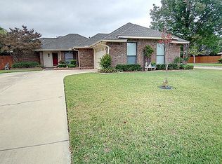 8 Chimney Rock Dr, Trophy Club, TX 76262