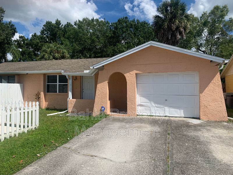 1st image of 10101 Chapel Hill Ct