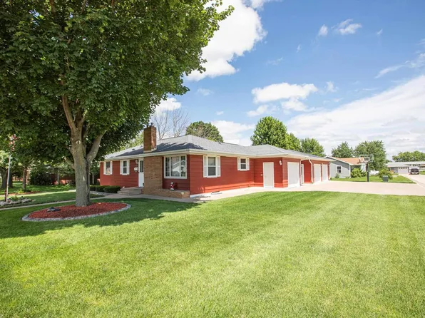 620 South Washington Street, Cuba City, WI 53807