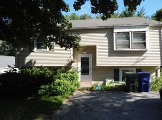 40 Curtis Rd, Portland, ME 04103