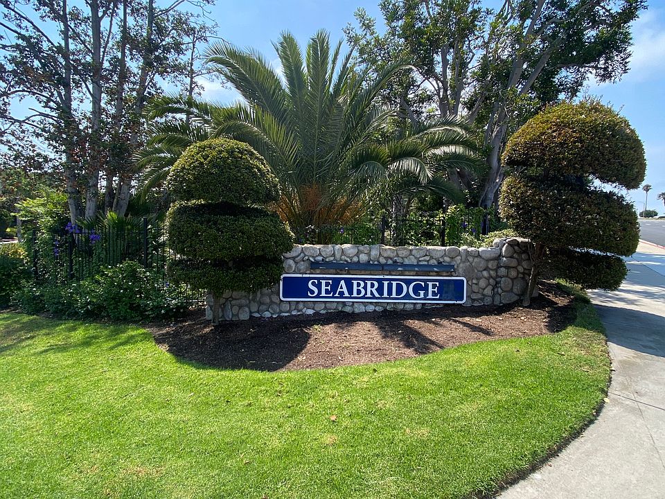 Beach Blvd Entry