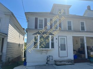 19 E High St, Windsor, PA 17366