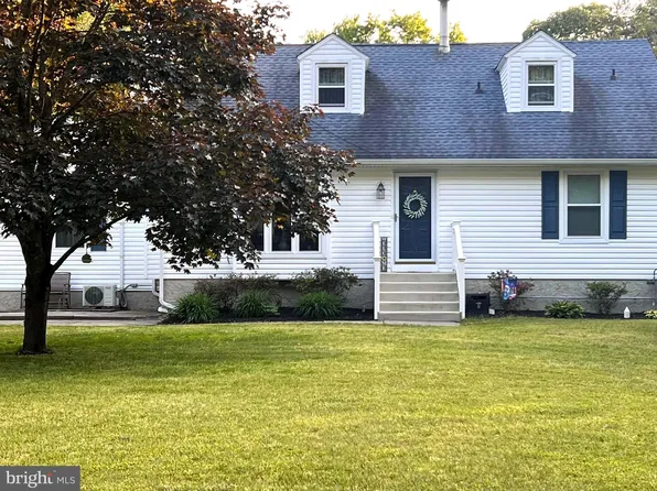 3331 Cedarville Rd, Cedarville, NJ 08311