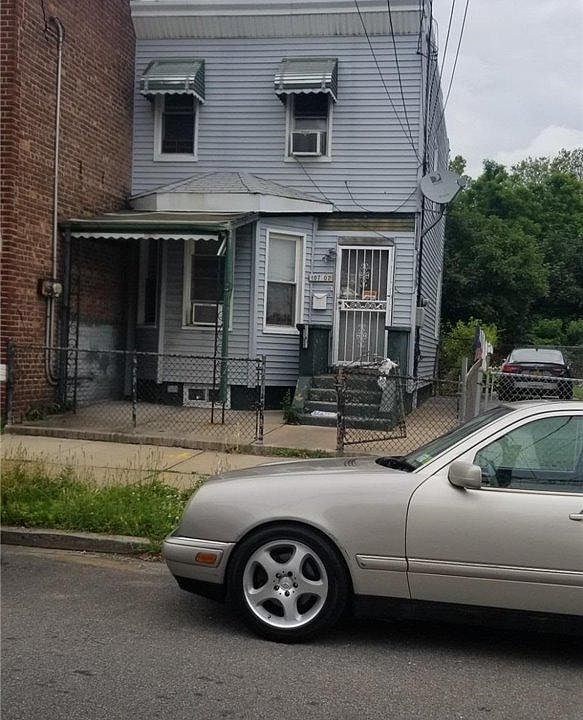 1st image of 107 07 157th St