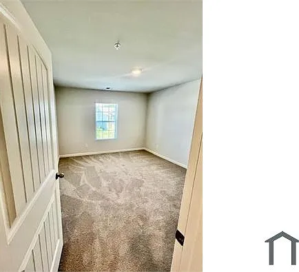 2728 Piper Dr — Photo 16