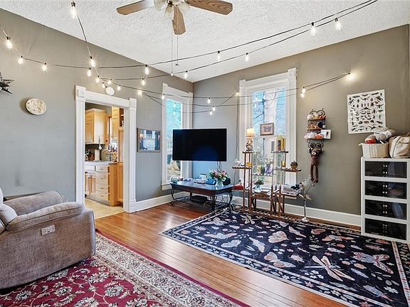 5th image of 3800 Roanoke Rd