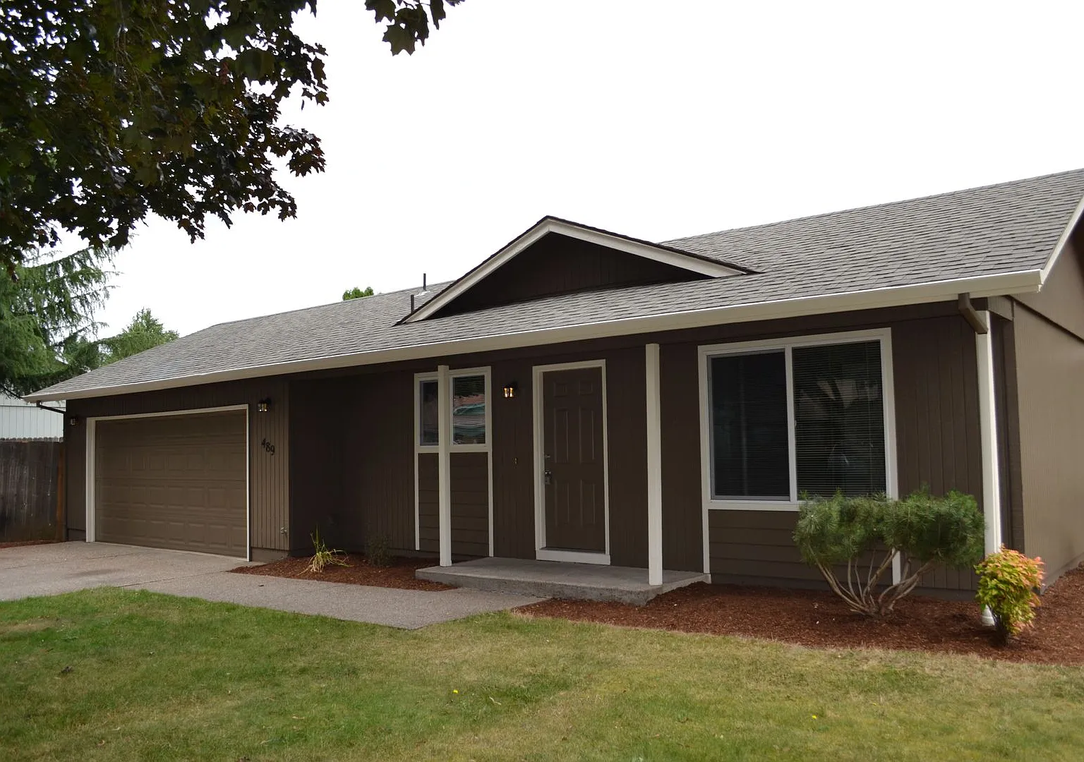 3 Bedroom 2 Bath Single Level House Located In South Salem — Photo 2