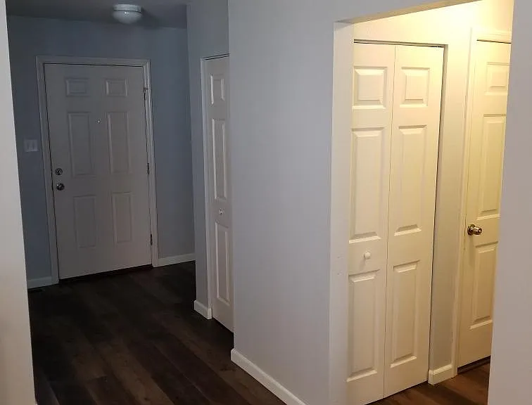 633 Hunt Run Dr — Photo 5