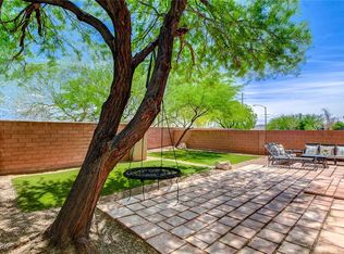 10220 Adobe Mountain St, Las Vegas, NV 89178