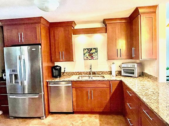 4th image of 5757 Gulf Of Mexico Dr APT 202