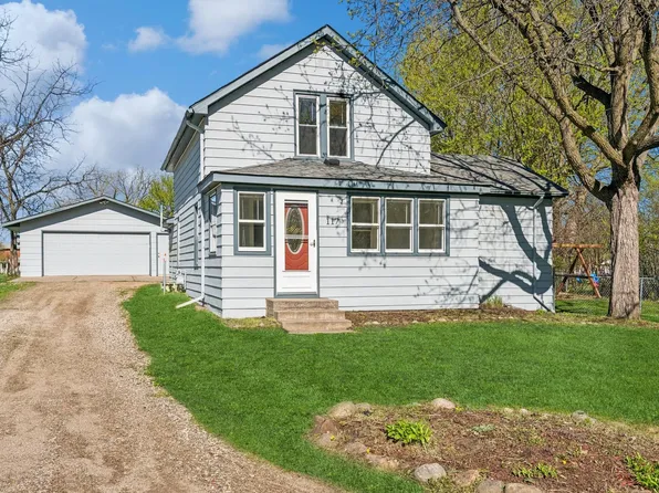 117 3rd St S, Waverly, MN 55390