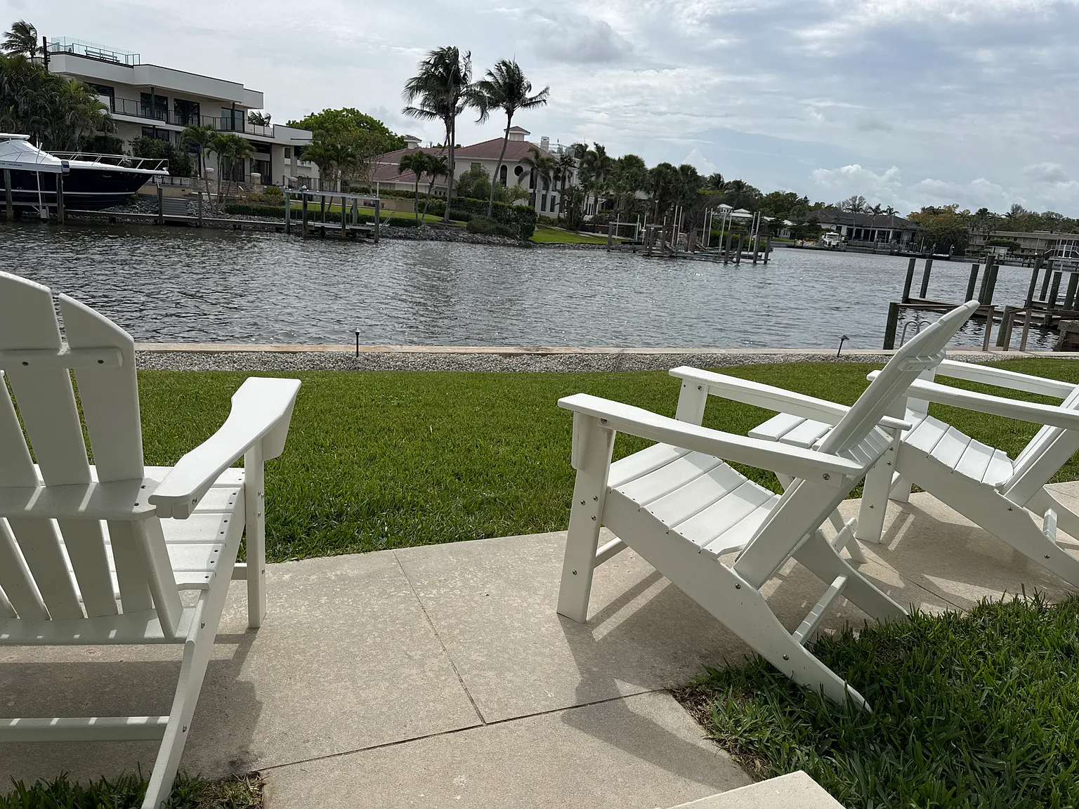 1550 Gulf Shore Blvd N — Photo 2