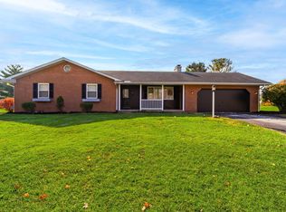 9783 Circle Dr, Pickerington, OH 43147