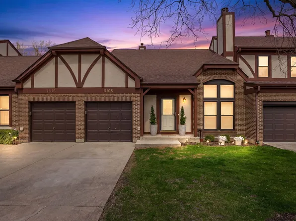 11108 Westminster Dr, Westchester, IL 60154