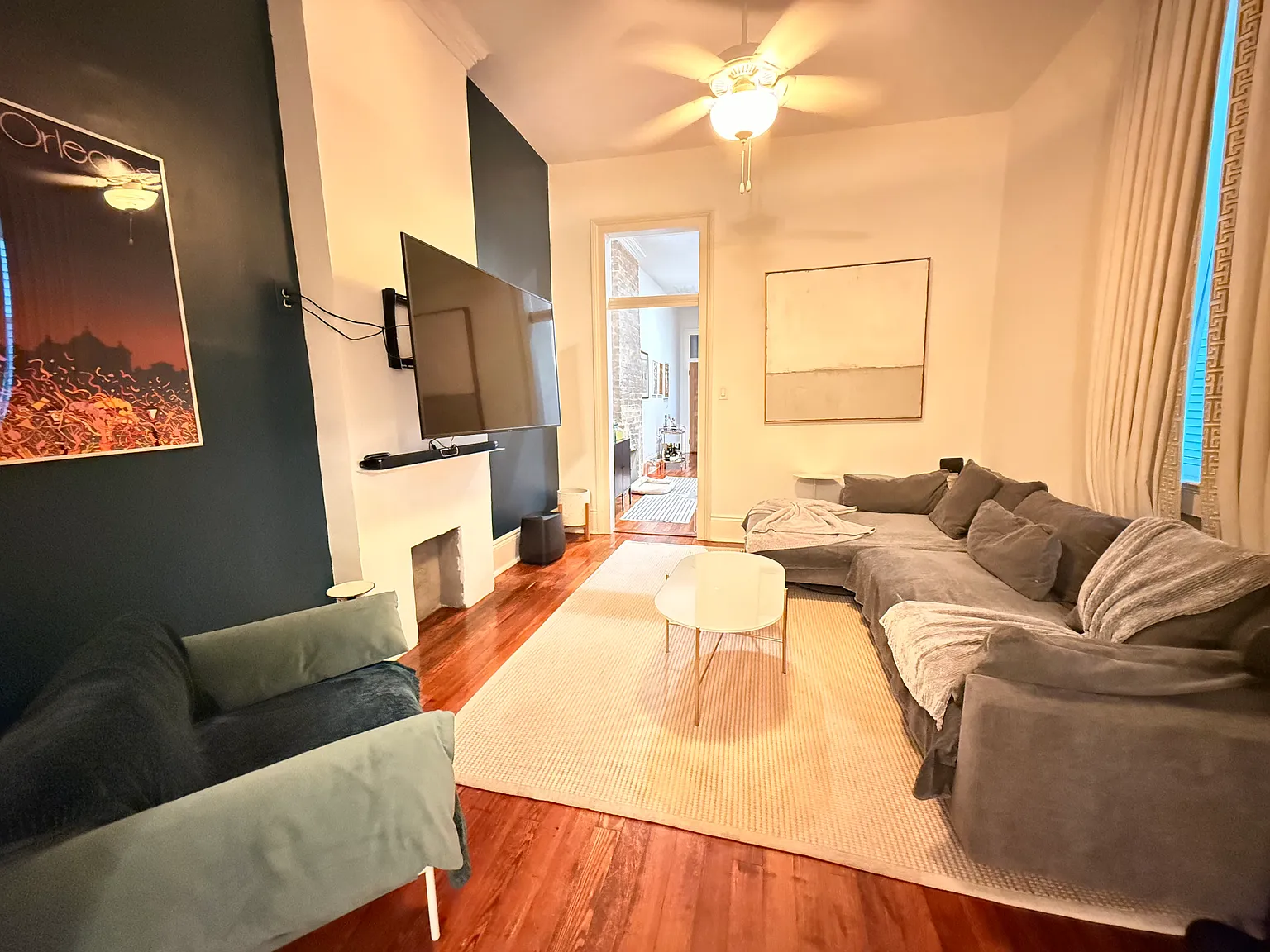 2 bed, 1050 sqft, $2,500 — Photo 4