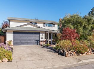 27 Park Ridge Rd, San Rafael, CA 94903