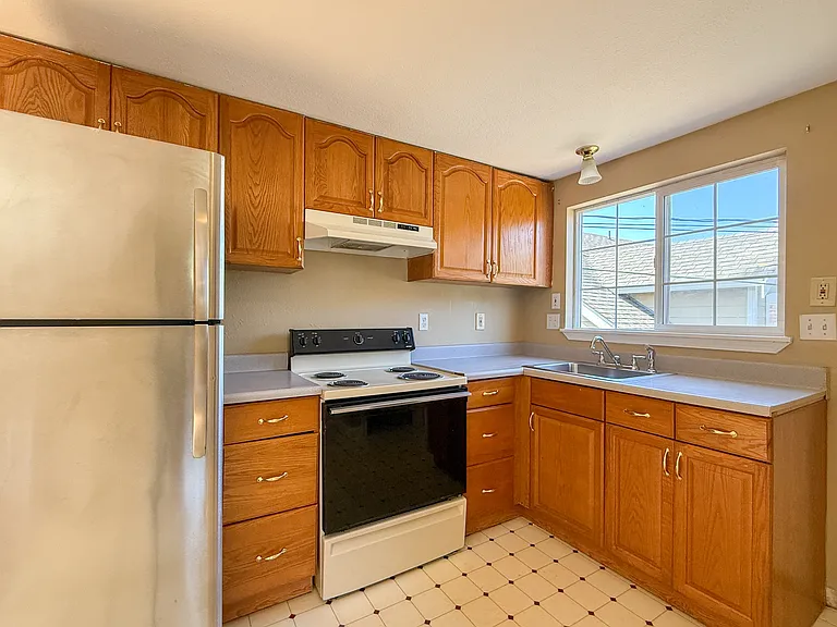 1003 SW 150th St #3 — Photo 4