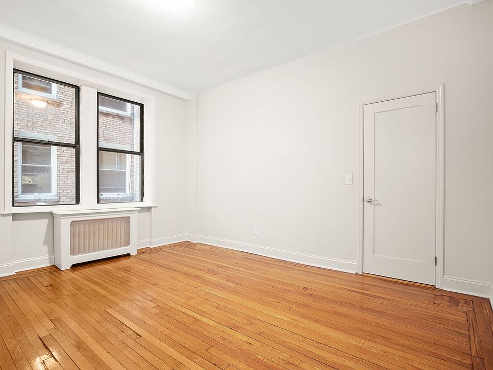 1st image of 347 W 55th St APT 1G