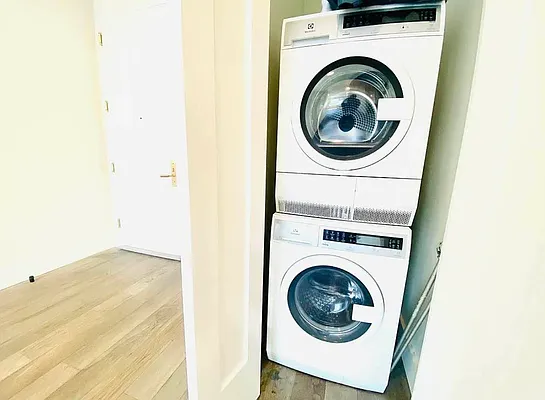 Rented by null | media 6