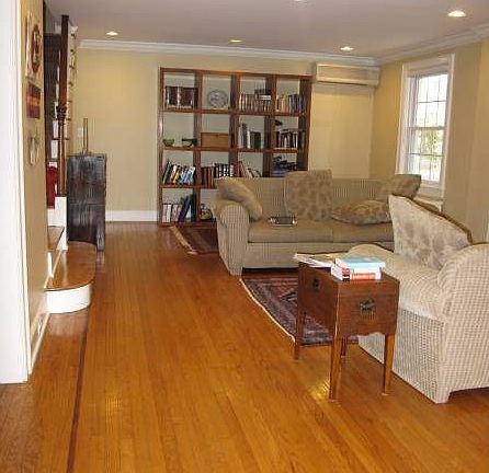 3rd image of 7 Cobb Ave