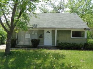 241 Arcadia St, Park Forest, IL 60466