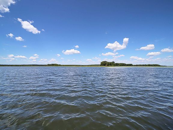 2nd image of 10538 Minnesota Island Lndg NW